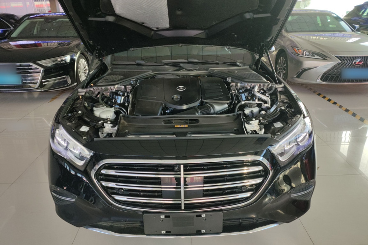 奔驰E级 2025款 改款 E 260 L机舱底盘24