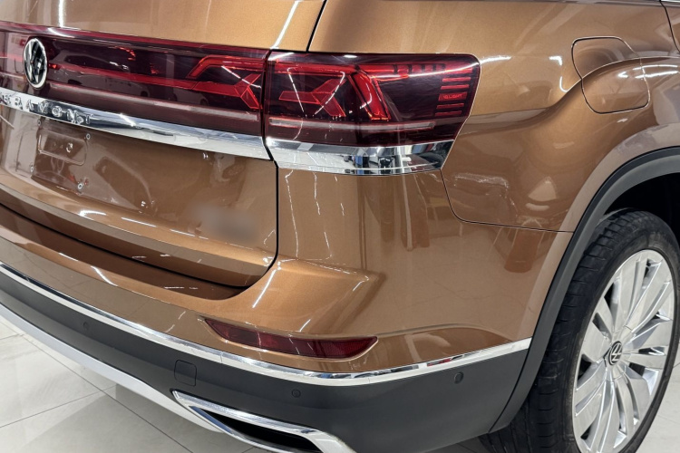 大众 途昂 2022款 530 V6 四驱尊崇旗舰版车身外观6008