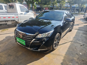 丰田 皇冠 2018款 2.0T 时尚版