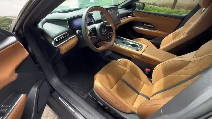 马自达EZ-6 2024款 纯电600智尊版实拍1