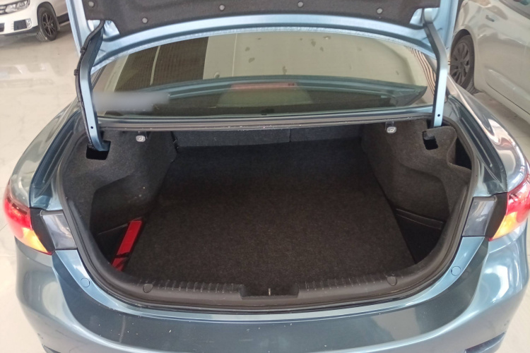 马自达 阿特兹 2014款 2.0L 蓝天豪华版中控内饰23