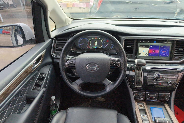 广汽传祺 传祺M8 2020款 领航款 390T 尊贵版局部细节13