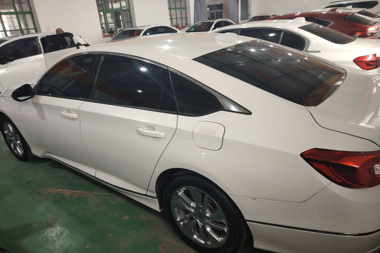 本田 雅阁 2018款 260TURBO 豪华版 国VI车身外观6005