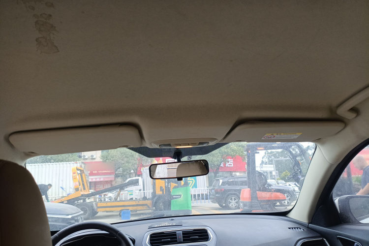 福特 福睿斯 2015款 1.5L 自动舒适型局部细节22