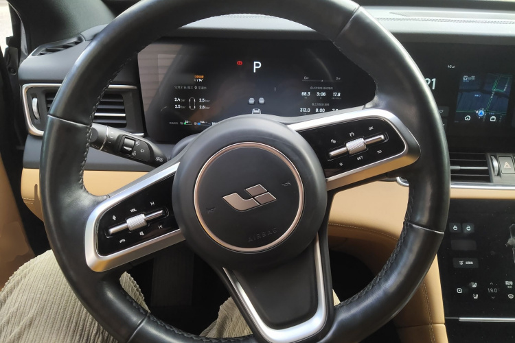 理想汽车 理想ONE 2021款 增程6座版中控内饰13