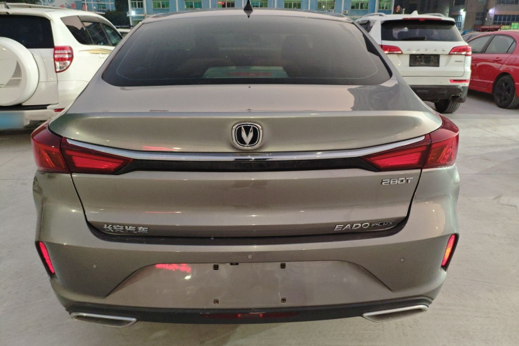 长安 逸动 2020款 PLUS 蓝鲸NE 1.4T GDI DCT旗舰型车身外观6004