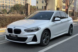 宝马1系 2021款 120i M运动版