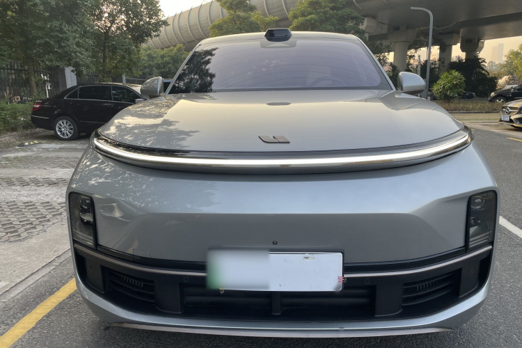 理想汽车 理想L8 2023款 Max车身外观6004