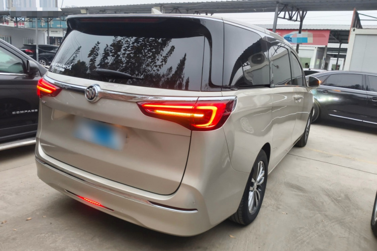 别克GL8 2022款 ES陆尊 653T 尊享型车身外观7