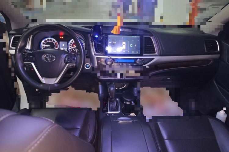 丰田 汉兰达 2015款 2.0T 四驱豪华版 7座中控内饰12