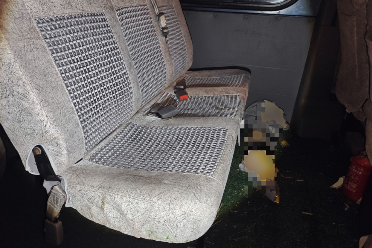 东风御风 御风 2016款 2.5T领运版御利宝短轴中顶国V ZD25中控内饰21