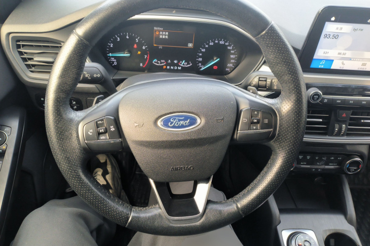 福特 福克斯 2020款 两厢 EcoBoost 180 自动锋潮型中控内饰13
