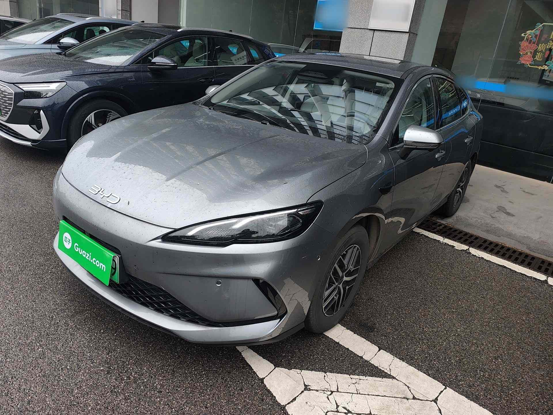 比亚迪 海豹05 DM-i 2025款 DM-i 智驾版 120KM旗舰型(2)