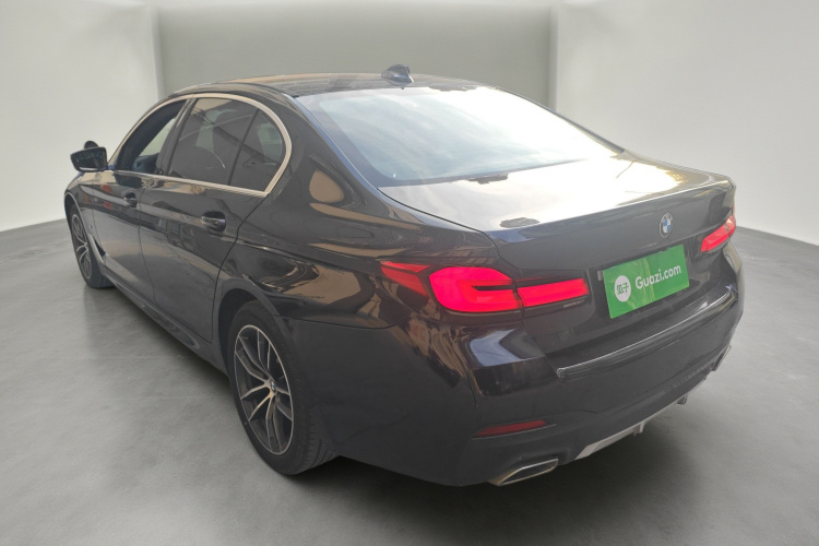 宝马5系 2022款 改款 525Li M运动套装车身外观5