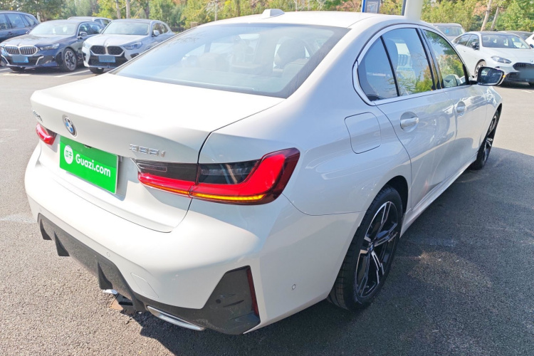 宝马3系 2024款 325i M运动套装车身外观6005