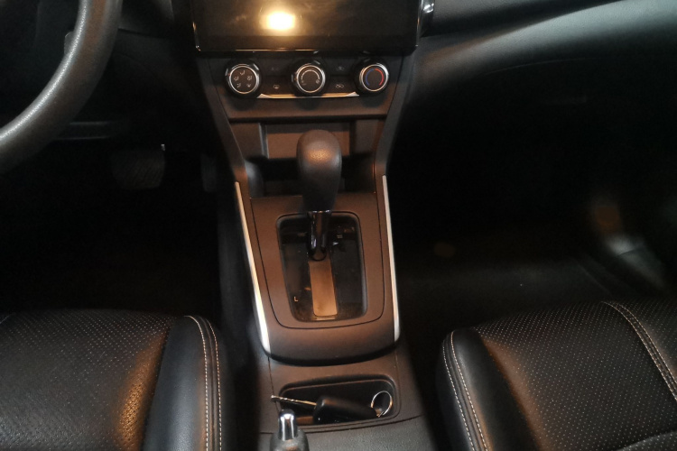 日产 轩逸 2024款 改款二 经典 1.6XE CVT舒适版局部细节18