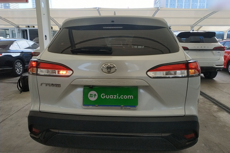 丰田 锋兰达 2022款 2.0L CVT精英版车身外观6