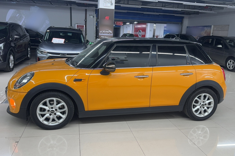 MINI 2015款 1.5T COOPER Fun 五门版车身外观6005