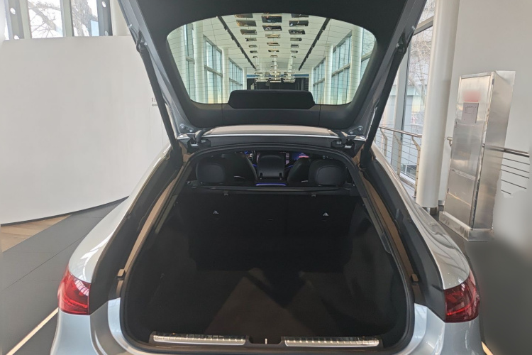 奔驰EQS 2023款 450+ 先锋版中控内饰23