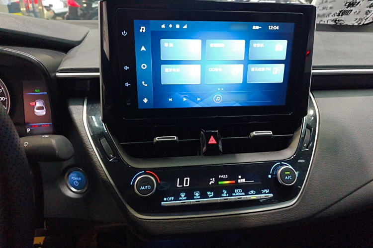 丰田 雷凌 2022款 双擎 1.8H E-CVT豪华版局部细节16