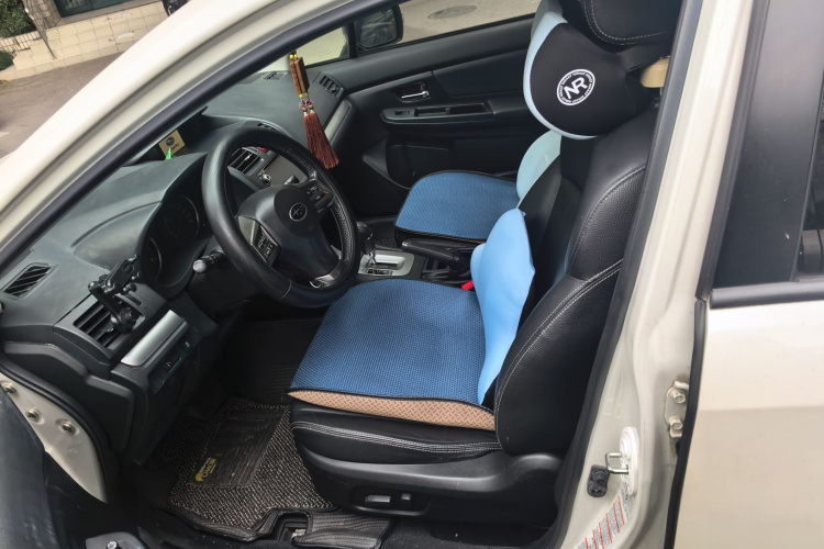 斯巴鲁XV 2014款 2.0i 豪华版局部细节19