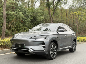 比亚迪 宋PLUS新能源 2025款 EV 智驾版 520km 豪华型