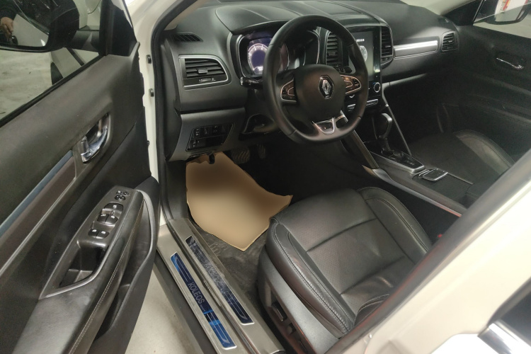 雷诺 科雷傲 2017款 2.5L 四驱尊贵版中控内饰20