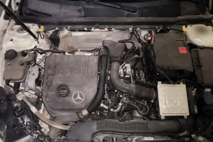 奔驰A级 2021款 A 200 L 运动轿车动感型局部细节24