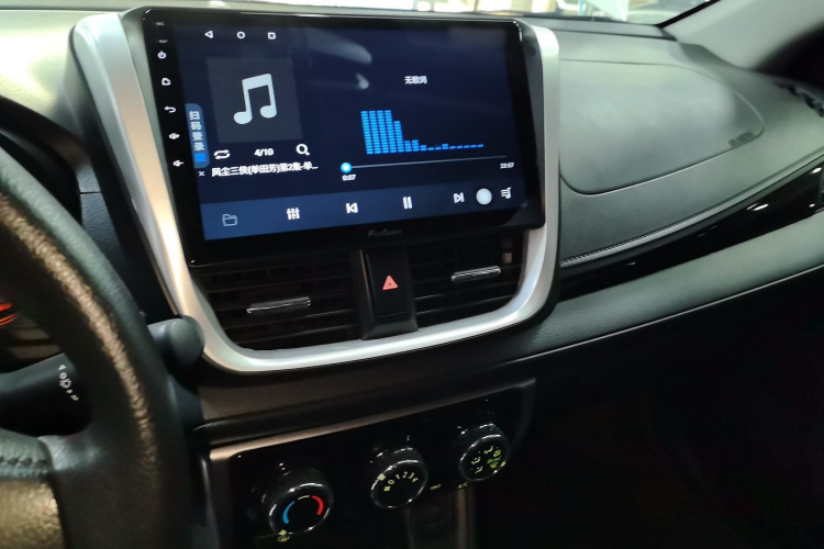 丰田 YARiS L 致炫 2021款 致炫X 1.5L CVT豪华版局部细节16