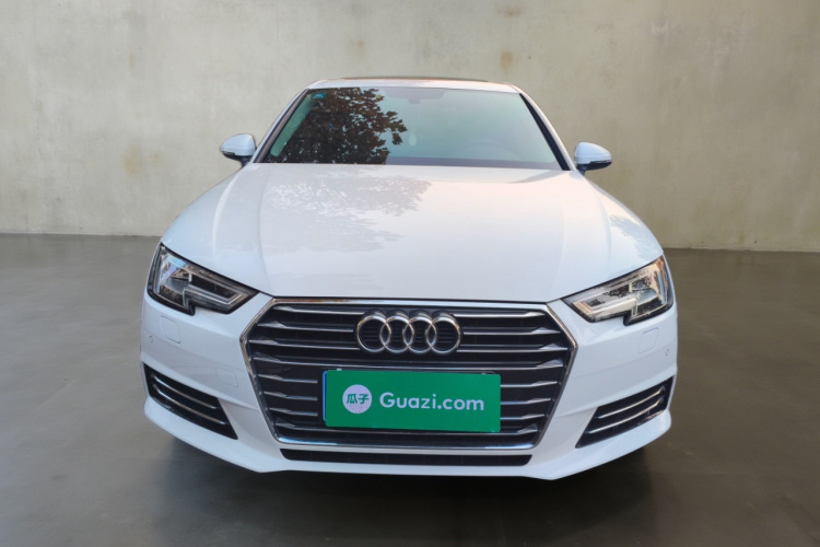 奥迪A4L 2018款 30周年年型 40 TFSI 进取型车身外观2