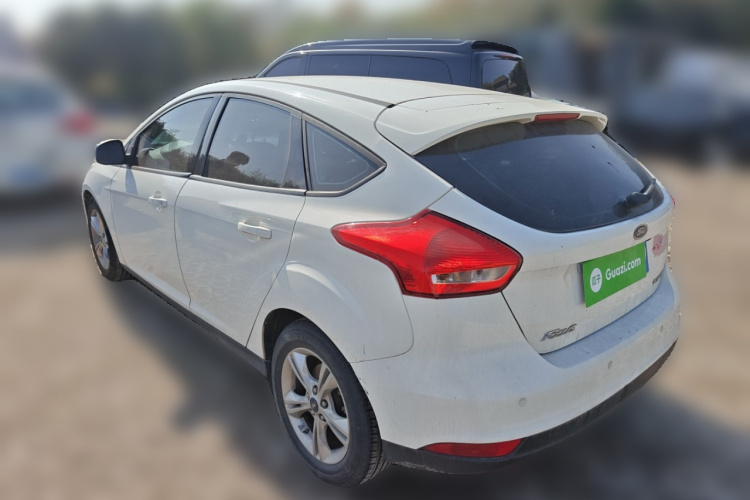 福特 福克斯 2017款 两厢 1.6L 自动舒适型智行版车身外观6003