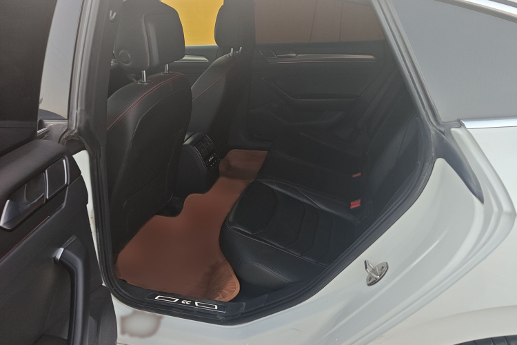 一汽-大众CC 2019款 380TSI 曜颜版 国V中控内饰7001