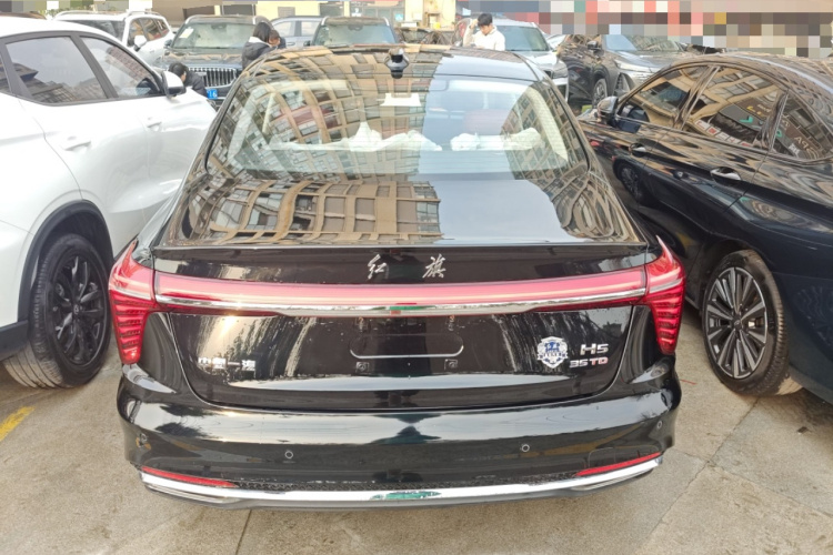 红旗H5 2025款 1.5T DCT旗韵版车身外观6004