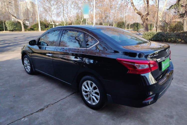 日产 轩逸 2016款 1.6XL 手动豪华版车身外观6006