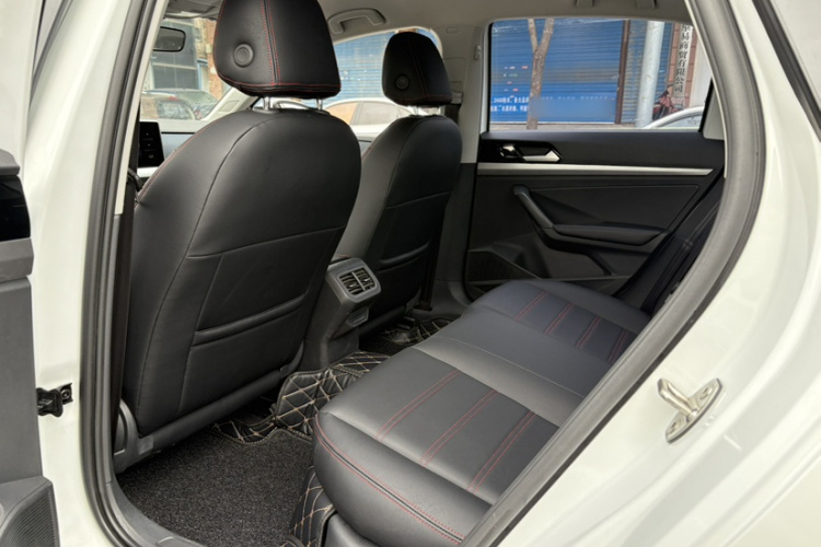 大众 朗逸 2023款 1.5L 自动得逸版车身外观6004