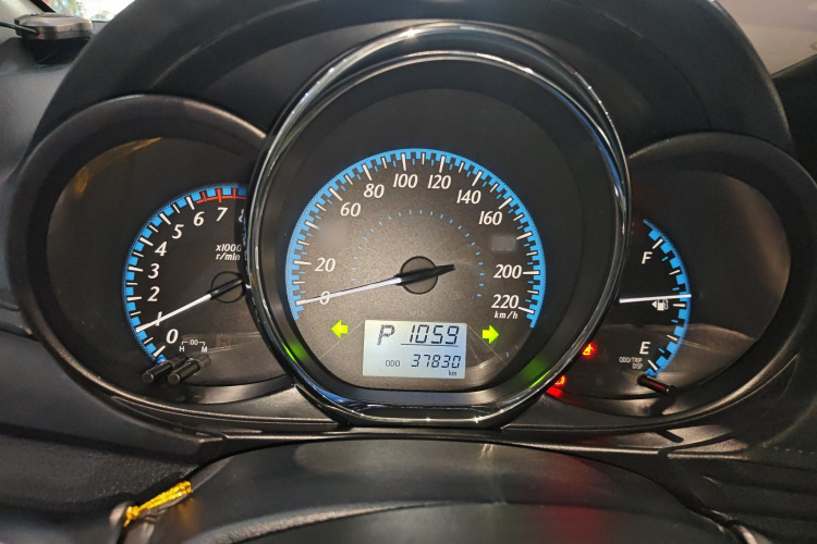 丰田 YARiS L 致享 2019款 1.5E CVT魅动版 国VI中控内饰14