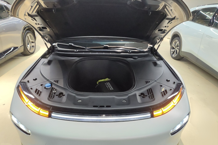 小鹏P7 2022款 586G局部细节24