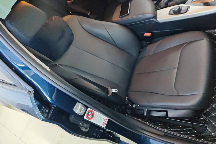 宝马1系(进口) 2013款 改款 116i 都市型局部细节41