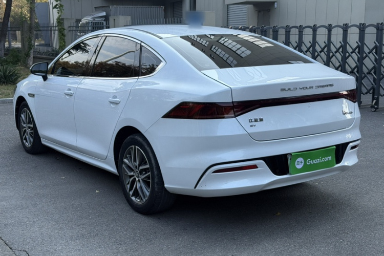 比亚迪 秦PLUS 2021款 EV 400KM 豪华型车身外观6001