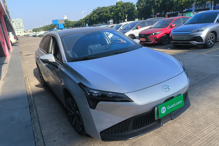 埃安 AION S Plus 2022款 70 智领版车身外观3