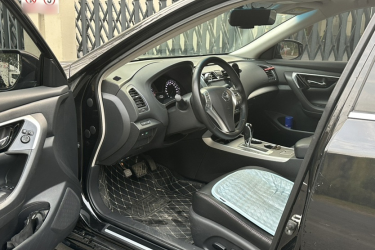 日产 天籁 2018款 2.0L XL 智进版局部细节19