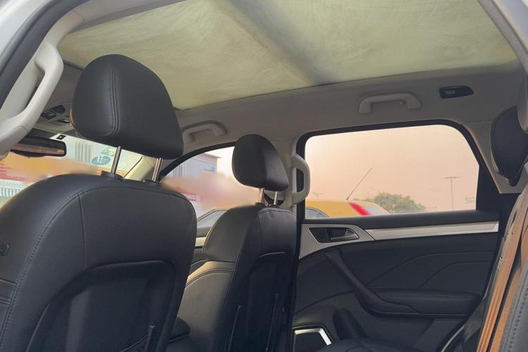 哈弗H7 2016款 蓝标H7 2.0T 自动豪华型中控内饰7004