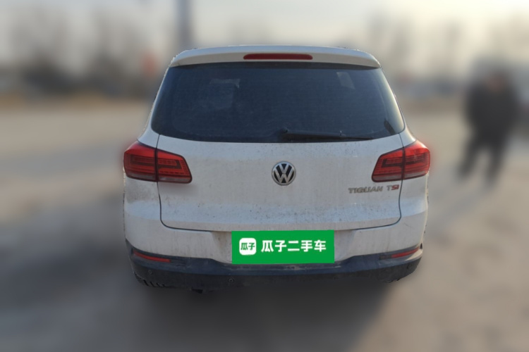 大众 途观 2015款 1.8TSI 自动两驱舒适版车身外观6