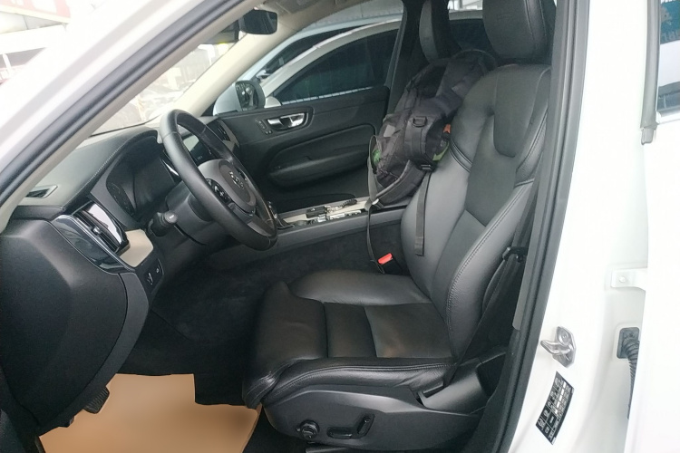 沃尔沃XC60 2020款 T5 四驱智远豪华版中控内饰19