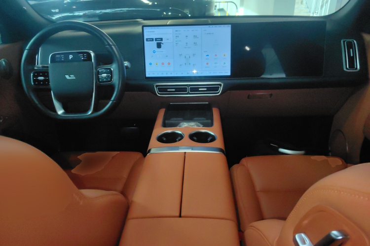 理想汽车 理想L7 2024款 Ultra中控内饰7002