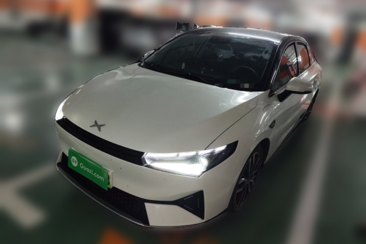 小鹏P5 2021款 460G+车身外观1