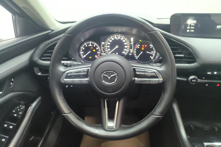 马自达3 昂克赛拉 2023款 2.0L 自动质耀版中控内饰13