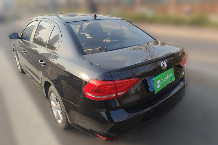 大众 朗逸 2015款 1.6L 手动风尚版车身外观5