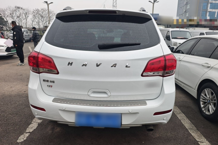 哈弗H6 2017款 经典版 1.5T 自动两驱精英型车身外观6