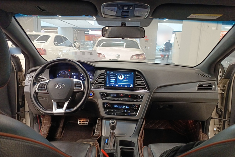 现代 索纳塔 2015款 1.6T GLS智能型中控内饰7002